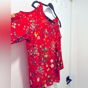 New York & Company Red Cut Out 3/4 Sleeve Blouse